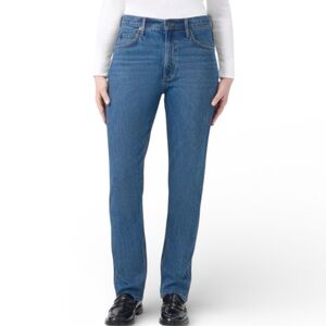 NWT Kirkland Signature Women’s Blue Jeans Size 4 High-Rise Straight leg